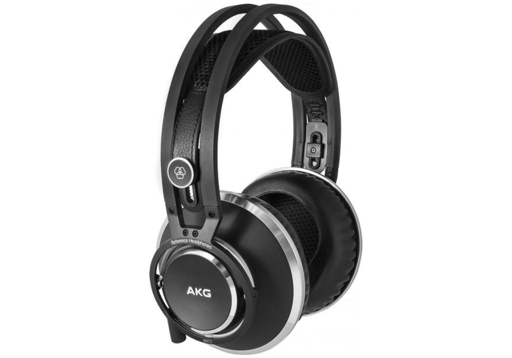 AKG K872