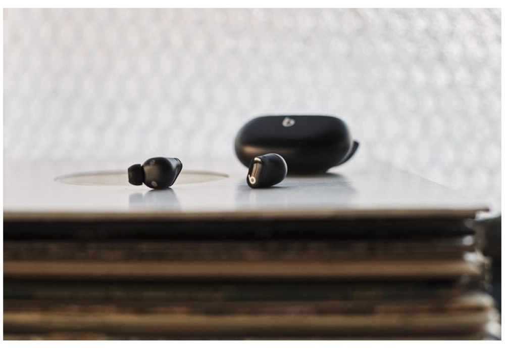 Apple Beats Studio Buds Black