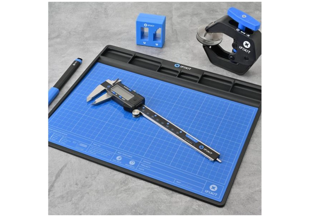 iFixit Repair Business Toolkit RBT 2023 avec Pro Tech Toolkit