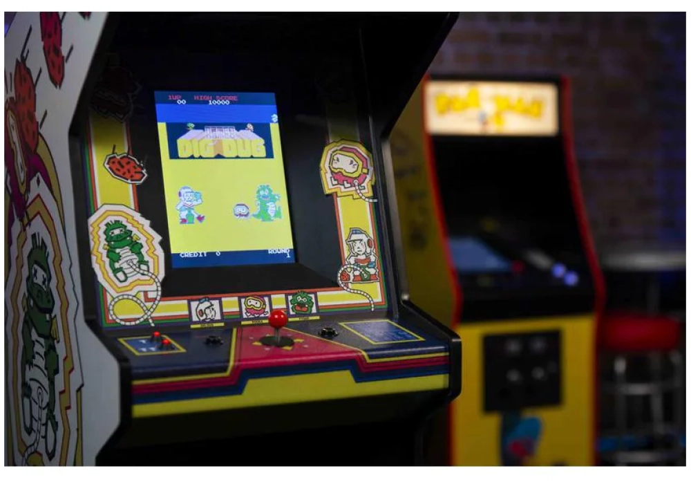 Numskull Quarter Scale Arcade Cabinet – Dig Dug