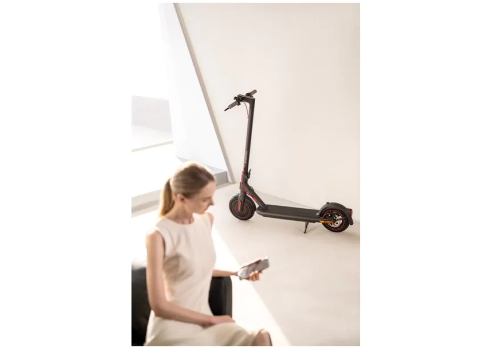 Xiaomi Trottinette électrique Mi 4 Pro Édition suisse